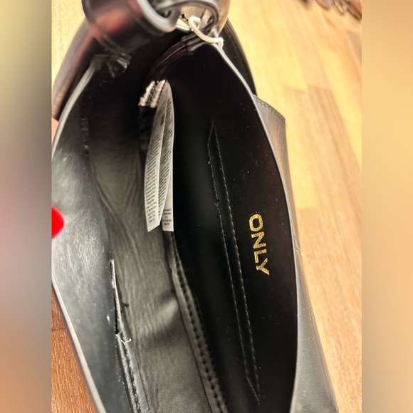 Black mini purse. Gold hardware. Never used. - Picture 4 of 4